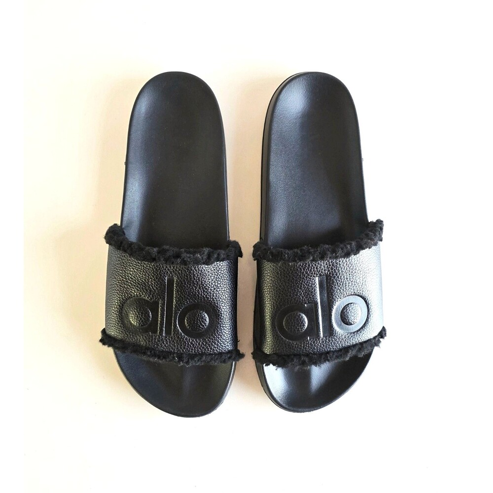ALO Yoga Black It Slides Recovery Faux Fur Trim Women's Sz 11 Casual Comfort - Picture 10 of 10